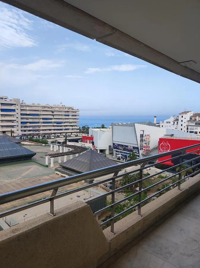 Homelystay - Marbella, Marina Banus Apartment