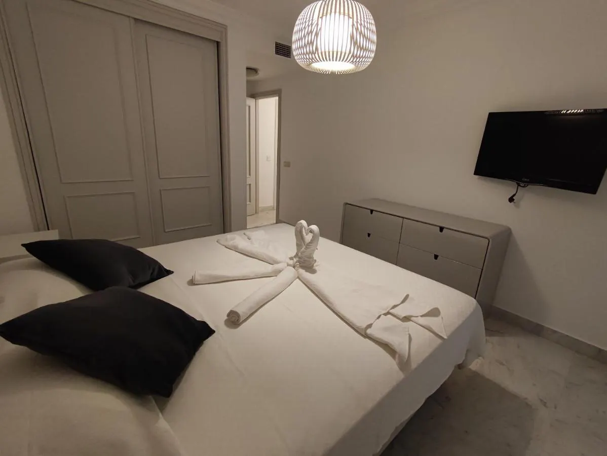 Homelystay - Marbella, Marina Banus Apartment Marbella